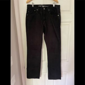 Freeworld jeans, great condition, worn once.